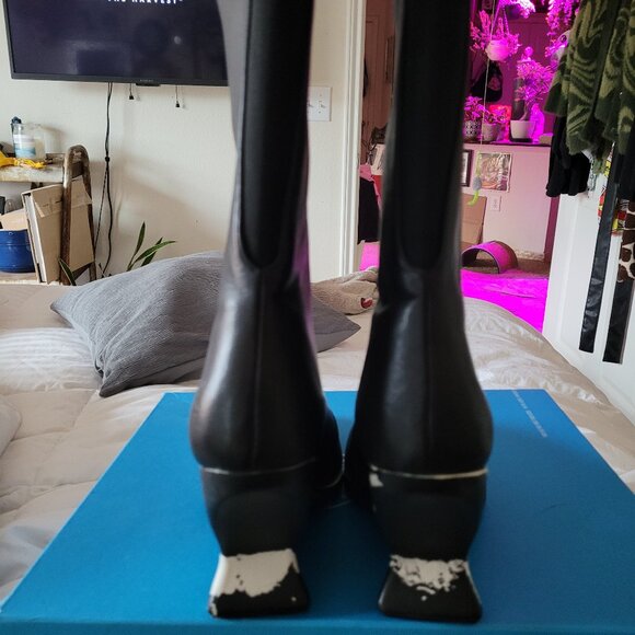 JOHN FLUEVOG has the HEEBIE JEEBIES size 9 black boots - Picture 10 of 10